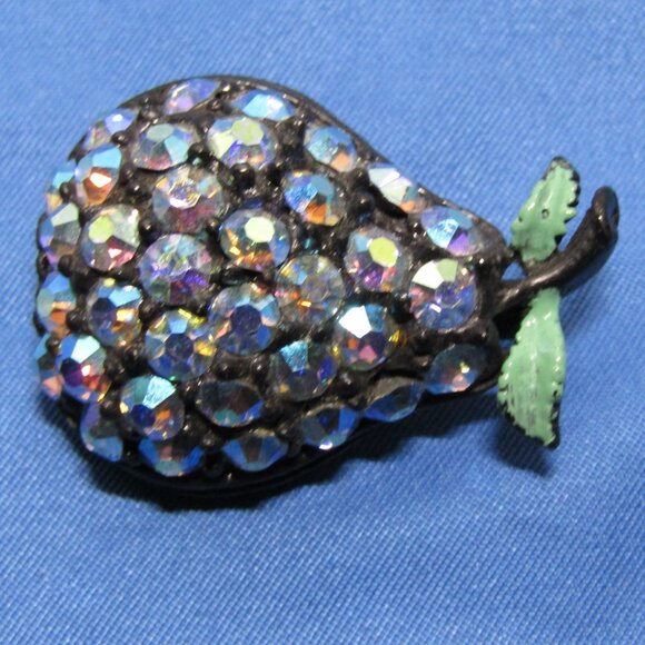 Vintage Japanned Teal Aurora Borealis Rhinestone Pear and Enamel Brooch Pin - Picture 3 of 4